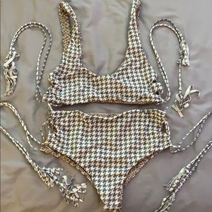 TADED DO NOT BUY Acacia Set in Houndstooth Print